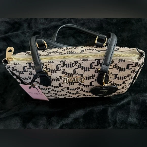 Juicy Couture Y2K Monogram Shoulder Bag Sandstone NWT Charm Gold - Picture 5 of 9
